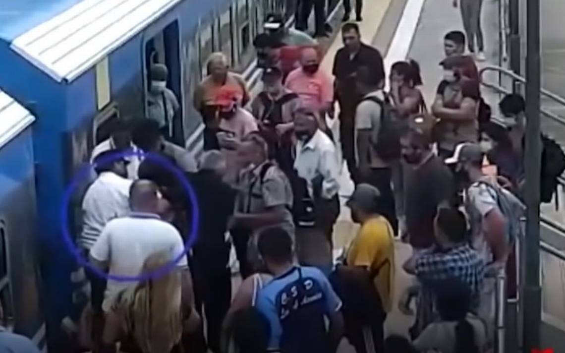 "No puedo creer que estoy viva": habla joven que cayó a líneas del metro en Argentina Corte de DD.HH. condena al Estado de Chile por discriminacion a profesora por su orientacion sexual